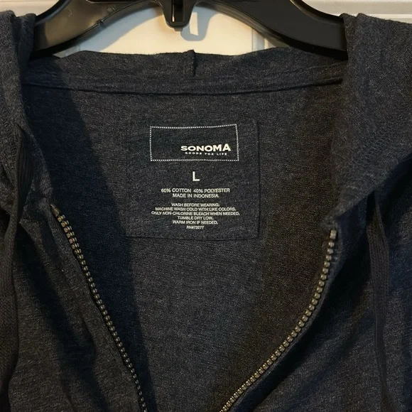 Sonoma, size large, long sleeve hooded shirt - Picture 2 of 3